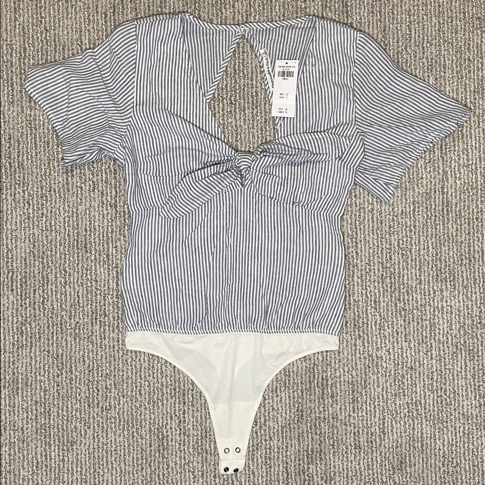 Abercrombie & Fitch Striped Flutter Sleeve Bodysuit - Blue & White - NWT (S) - Picture 6 of 9